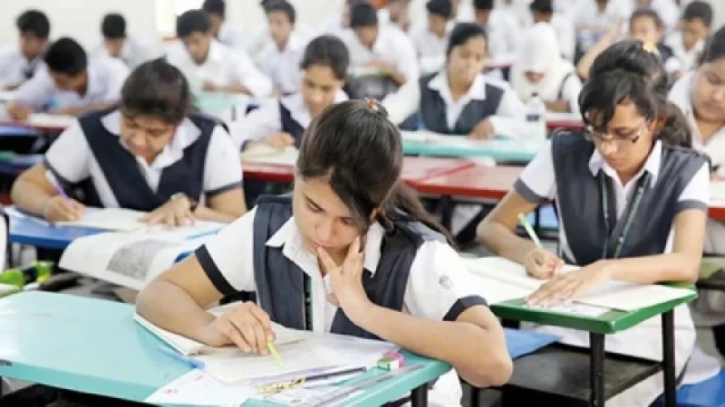 ১১ সেপ্টেম্বর থেকে এইচএসসির স্থগিত পরীক্ষা শুরু ১১ সেপ্টেম্বর থেকে এইচএসসির স্থগিত পরীক্ষা শুরু