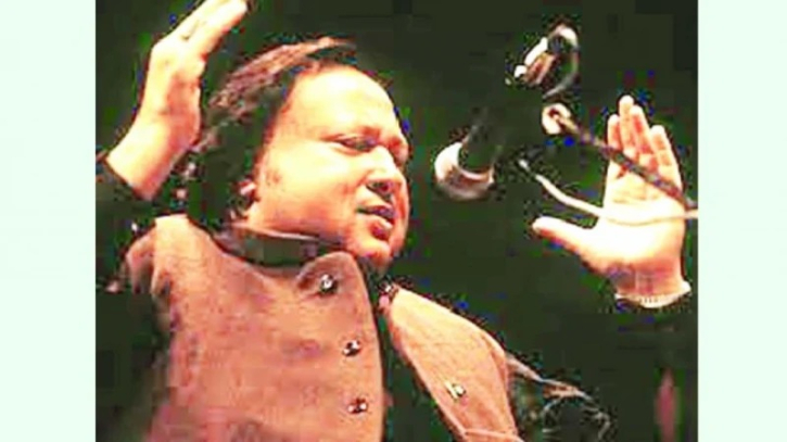 আজকের এই দিনে নুসরাত ফতেহ আলী মৃত্যুবরণ করেন আজকের এই দিনে নুসরাত ফতেহ আলী মৃত্যুবরণ করেন