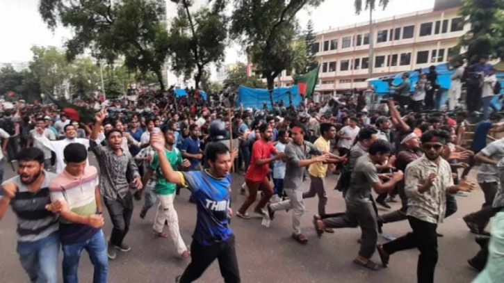 রাষ্ট্রপতির বঙ্গভবনে শিক্ষার্থীদের প্রতিনিধি দল রাষ্ট্রপতির বঙ্গভবনে শিক্ষার্থীদের প্রতিনিধি দল