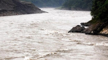 প্রবল বর্ষণে ফুঁসছে তিস্তা, বিপৎসীমার ওপরে বইছে পানি
