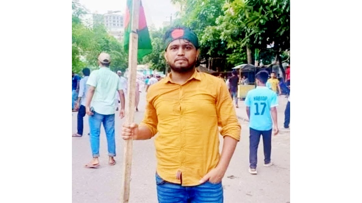 জুলাই বিপ্লবে ফেনীর প্রথম শহীদ ইকরাম হোসেন কাউসার জুলাই বিপ্লবে ফেনীর প্রথম শহীদ ইকরাম হোসেন কাউসার