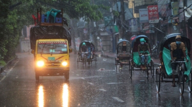 ঢাকার আকাশে মেঘ, হালকা বৃষ্টির সম্ভাবনা