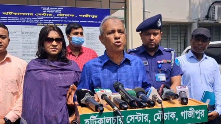 সাবেক সিইসির সঙ্গে আচরণ গ্রহণযোগ্য নয়: স্বরাষ্ট্র উপদেষ্টা
