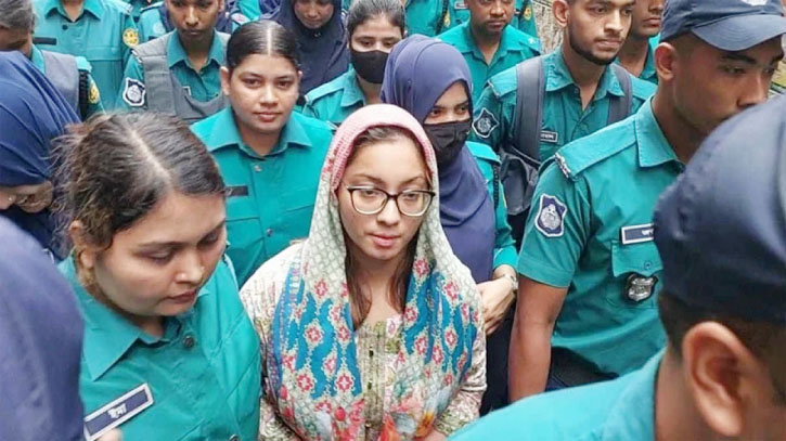 গ্রেপ্তার নয়, আমাকে অপহরণ করা হয়েছিল : মেঘনা আলম গ্রেপ্তার নয়, আমাকে অপহরণ করা হয়েছিল : মেঘনা আলম