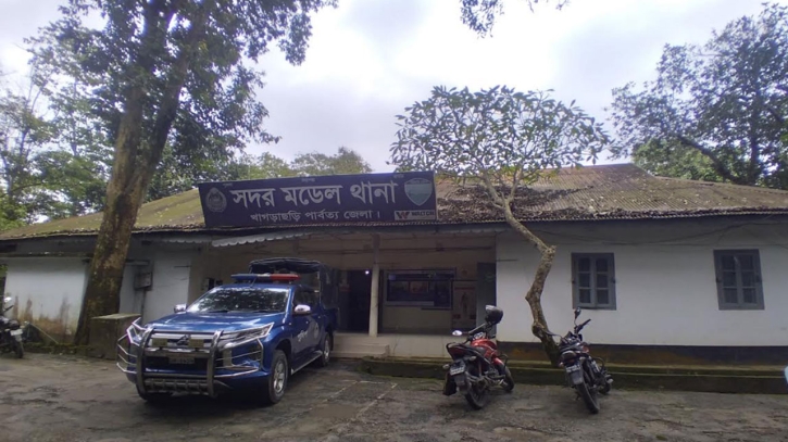 খাগড়াছড়িতে সহিংসতার ঘটনায় তিন মামলা, আসামি ১১০০