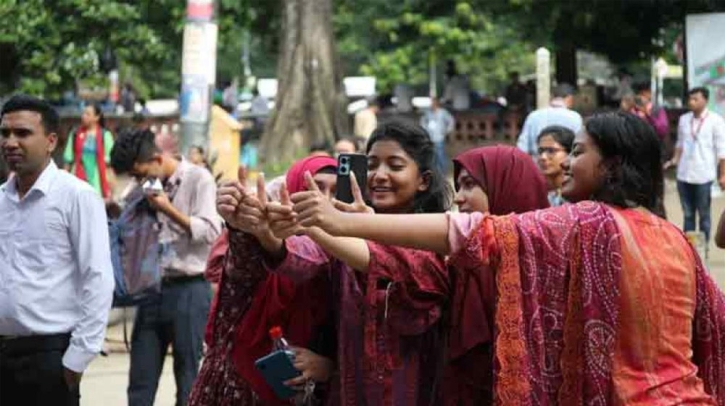 প্রথম তিন ঘণ্টায় কোন কেন্দ্রে কত ভোট পড়ল?