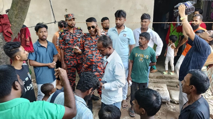 নারায়ণগঞ্জে গ্যাস লাইন বিস্ফোরণে এক পরিবারের ৫ জন দগ্ধ নারায়ণগঞ্জে গ্যাস লাইন বিস্ফোরণে এক পরিবারের ৫ জন দগ্ধ